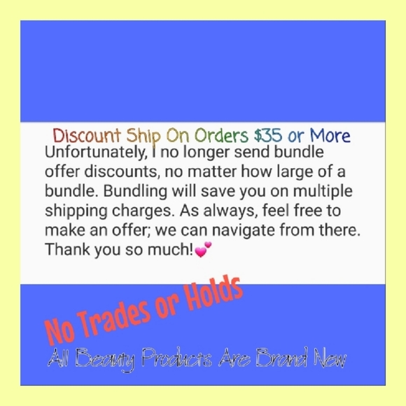 Bath & Body Works Candle - Picture 2 of 2